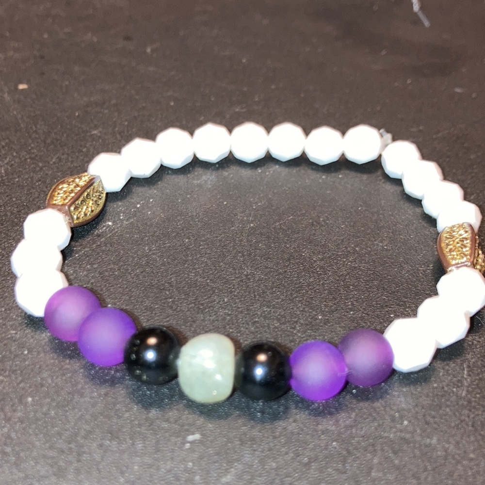 Protection bracelet - Picture 2 of 3